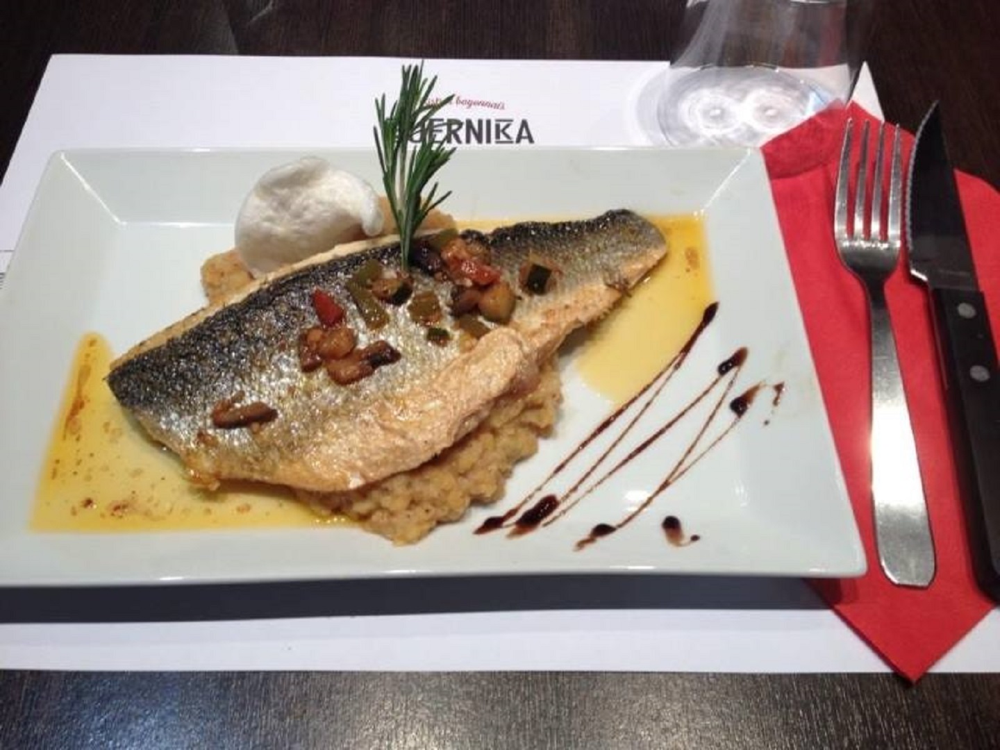 Bistrot restaurant bar Guernika