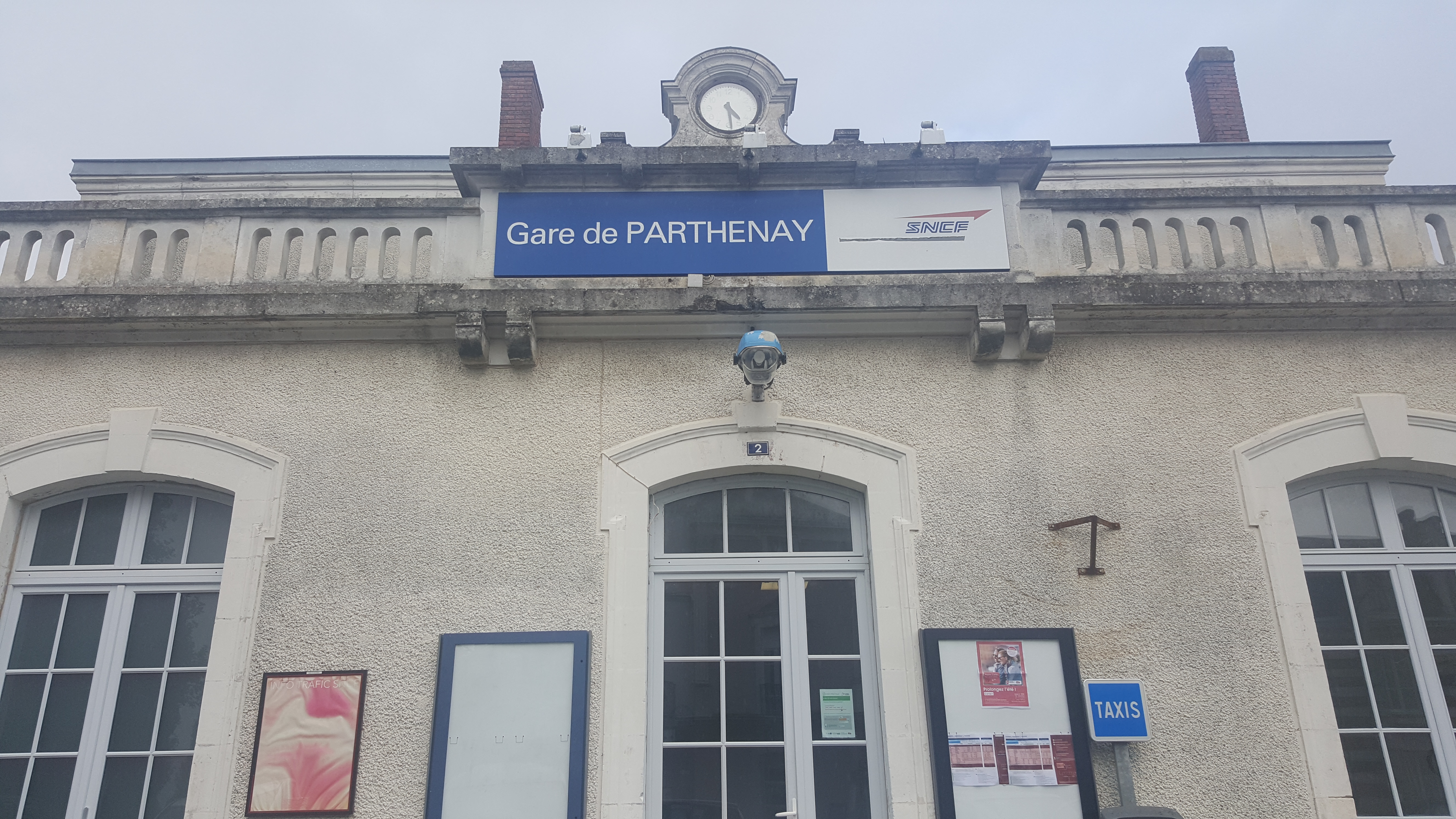 Gare routière de Parthenay  France Nouvelle-Aquitaine Deux-Sèvres Parthenay 79200
