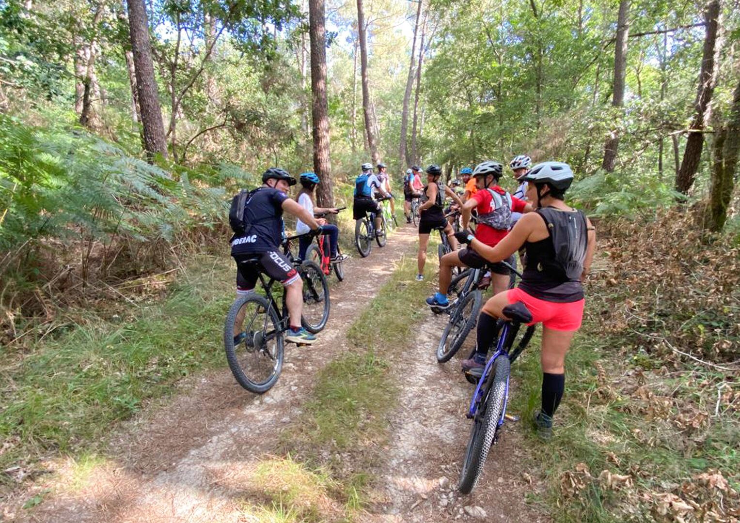 Été Actif : Balade du Lundi, Marche Nordique / VTT à Lusignac