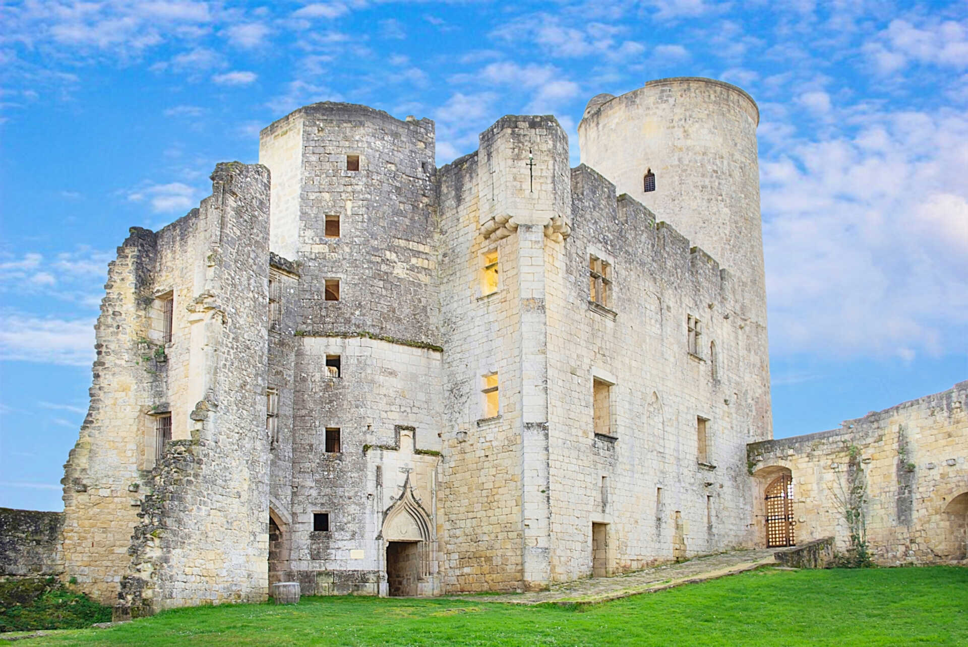 Sur les pistes de Robin « À la découverte de Rauzan »