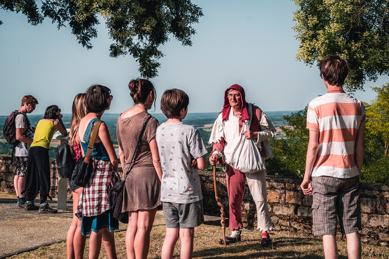 Visite aux flambeaux de la bastide de Monflanquin  - Janouille raconte la bastide du XIIIème siècle