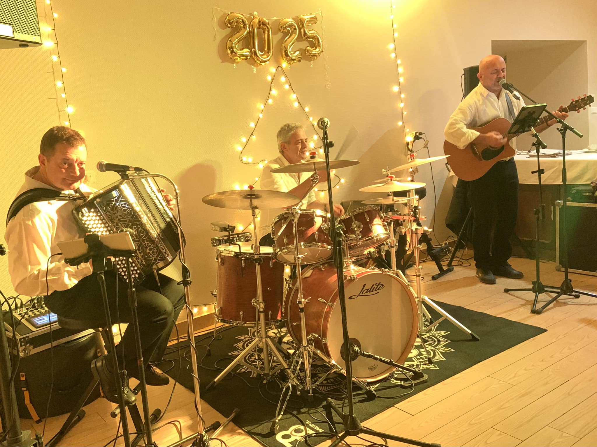 Les visiteurs du soir : Concert de Gulapia