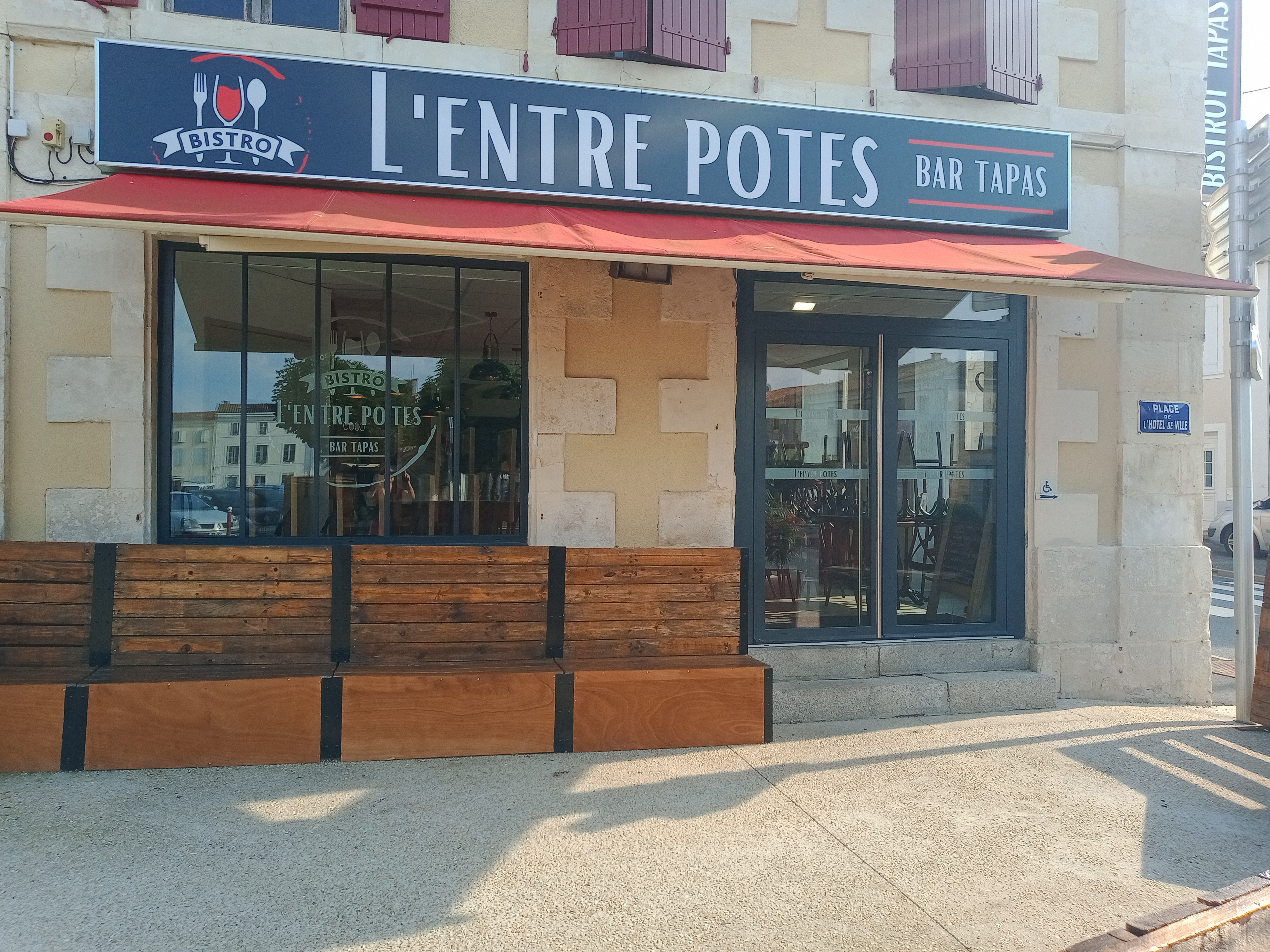 Bar-Tapas L'Entre Potes  France Nouvelle-Aquitaine Deux-Sèvres Beauvoir-sur-Niort 79360