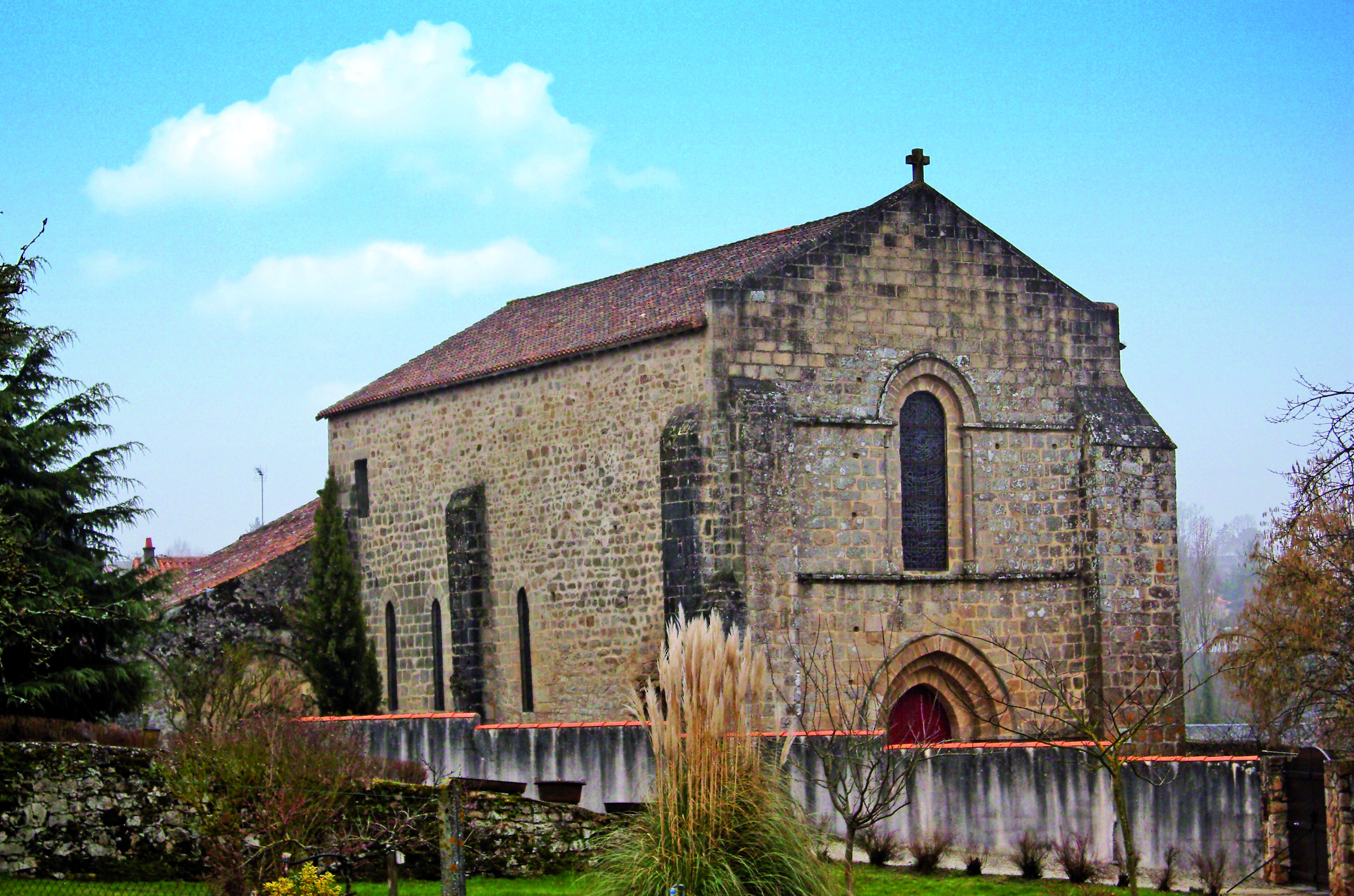 Eglise de la Madeleine Maison Dieu  France Nouvelle-Aquitaine Deux-Sèvres Châtillon-sur-Thouet 79200