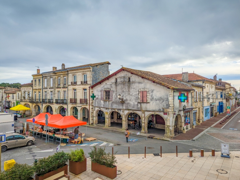 Marché hebdomadaire du samedi matin de Créon (2/2)