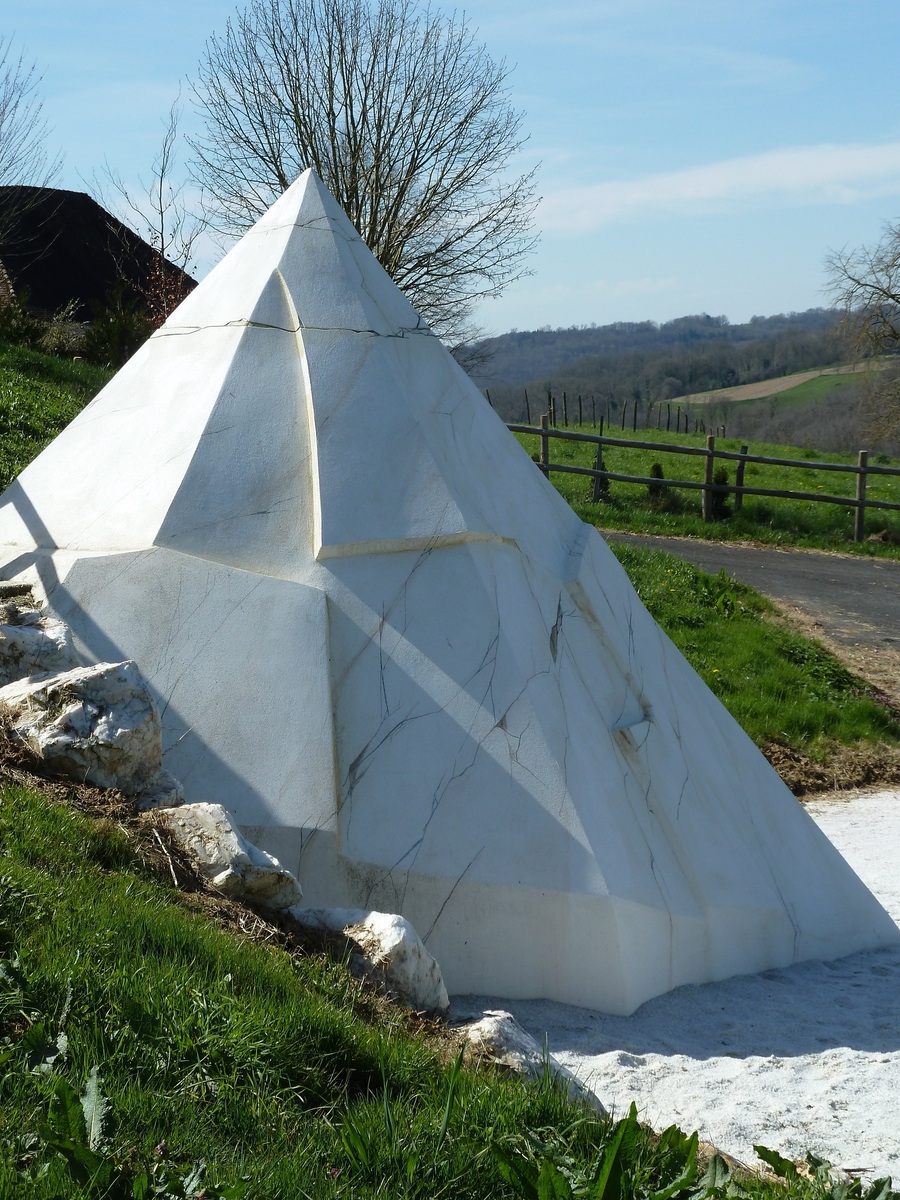 Boucle de la Pierre à Cupules Saintpaullaroche — free download