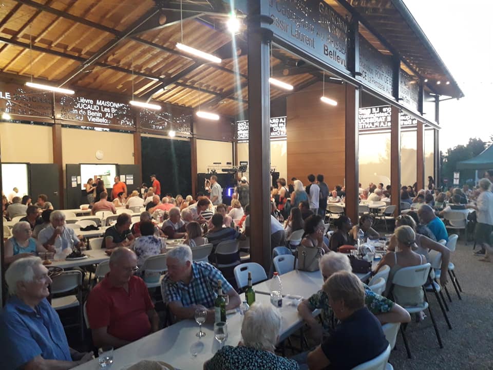 Feu d'artifice,marché gourmand à Saint Sernin de Duras
