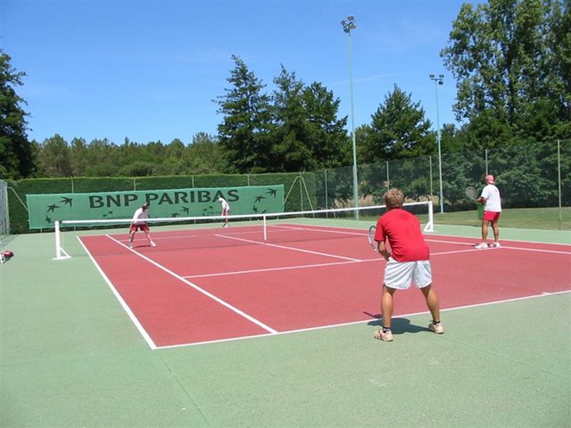 Courts de tennis de Casteljaloux  France Nouvelle-Aquitaine Lot-et-Garonne Casteljaloux 47700