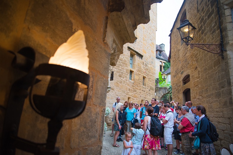 Visite nocturne de Sarlat, Histoire d'une ville