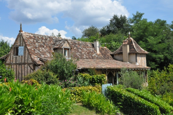 Gîte le Cottage  France Nouvelle-Aquitaine Dordogne Saint-Laurent-des-Hommes 24400