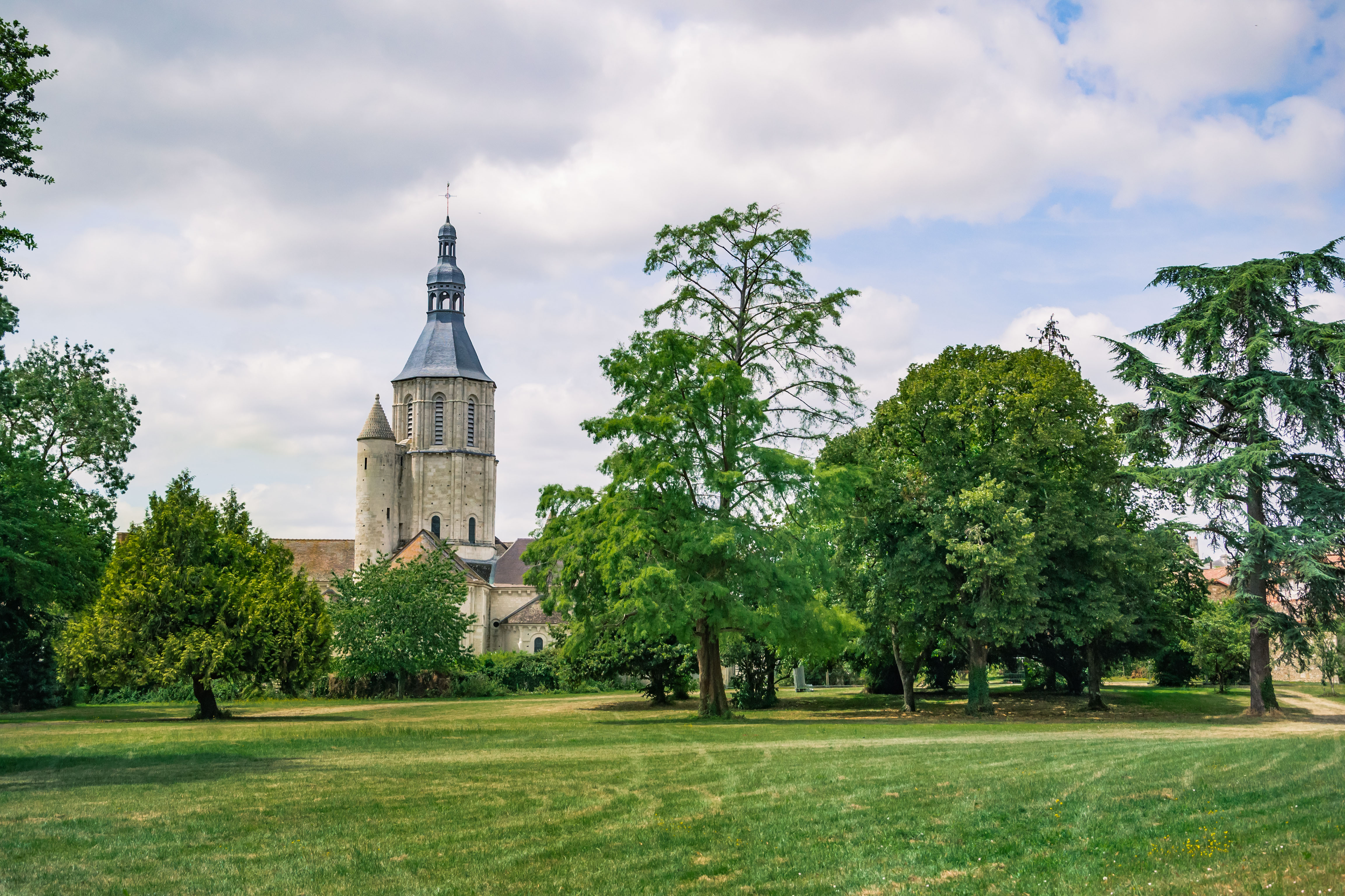 Église Saint-Nicolas  France Centre-Val de Loire Cher Civray 18290