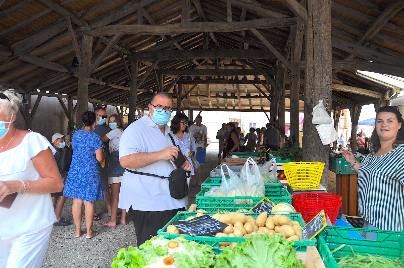 Marché traditionnel de Puch d'Agenais (2/2)