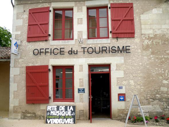 Tourisme en Haut-Poitou - Antenne de Saint-Martin-la-Pallu null France null null null null