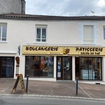 Confiserie Vanille Chocolat (boulangerie-patisserie)  France Nouvelle-Aquitaine Dordogne Piégut-Pluviers 24360