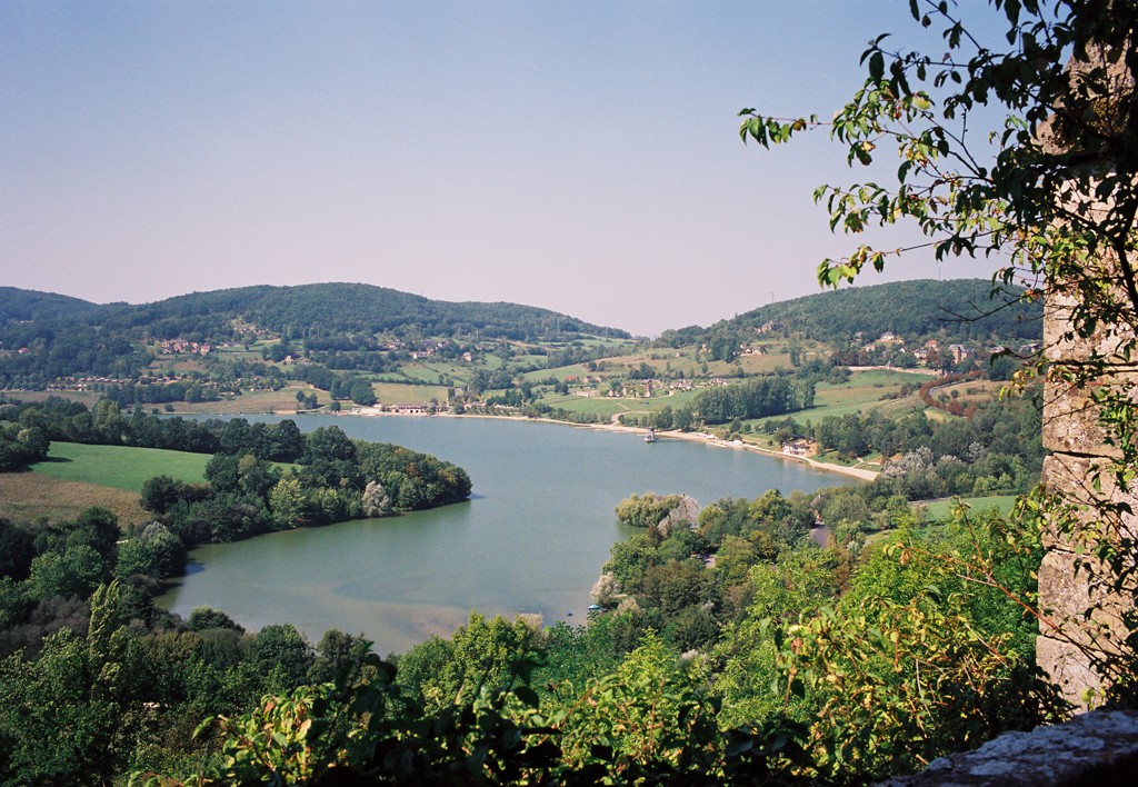 Aire d'accueil de camping-cars du lac du Causse [FERMEE PROVISOIREMENT]