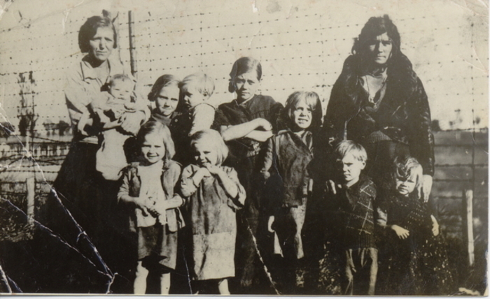 L’internement des nomades au camp de Montreuil-Bellay (1941-1945), Conférence du CCHA, par Virginie Daudin (1/1)