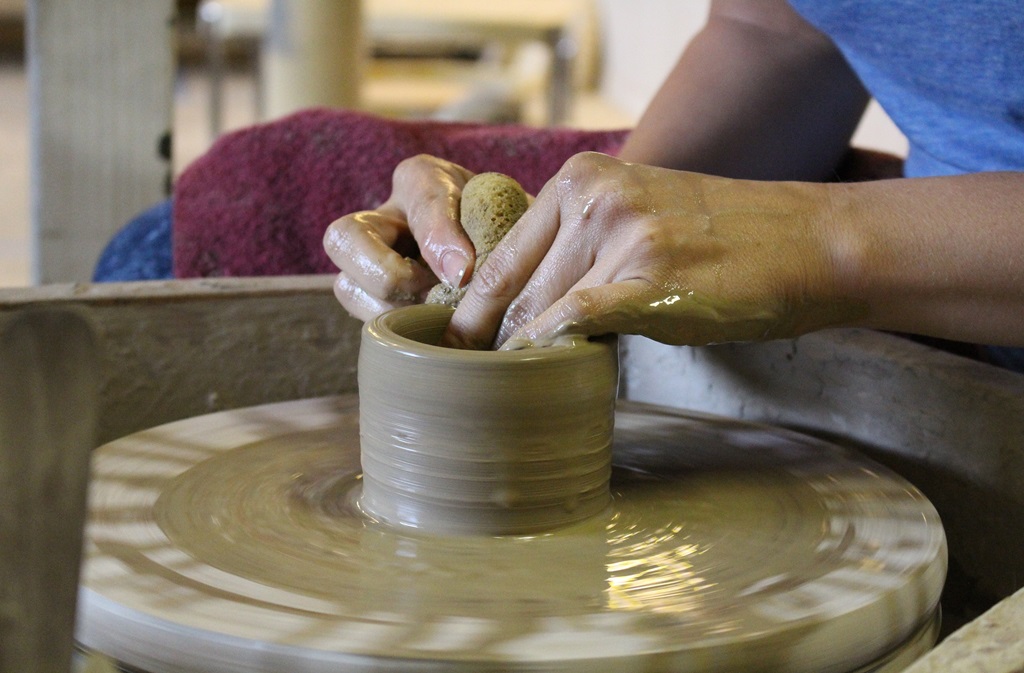 Atelier pour artiste en herbe : potière, potier d'un jour