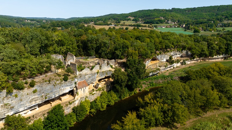Les vacances d'été au village troglodytique de ...