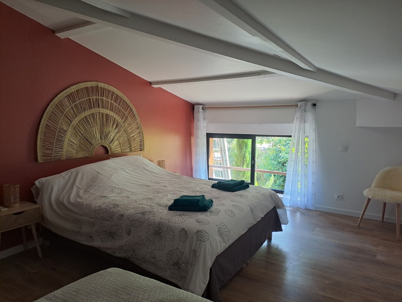 Domaine d'Écoline - Écurie - Chambre lit 160 cm (1)