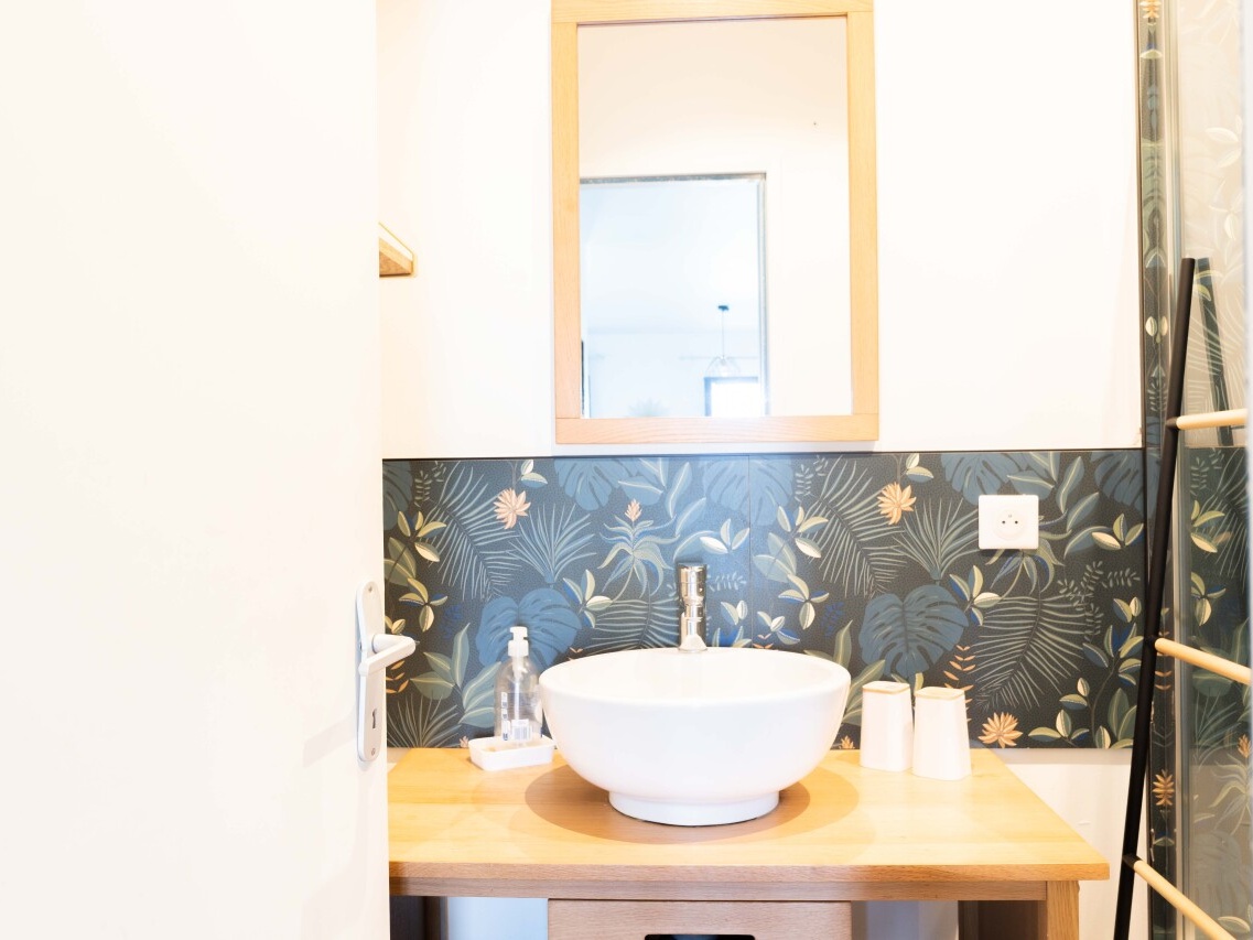 Domaine d'Écoline - Pressoir - Salle de bain