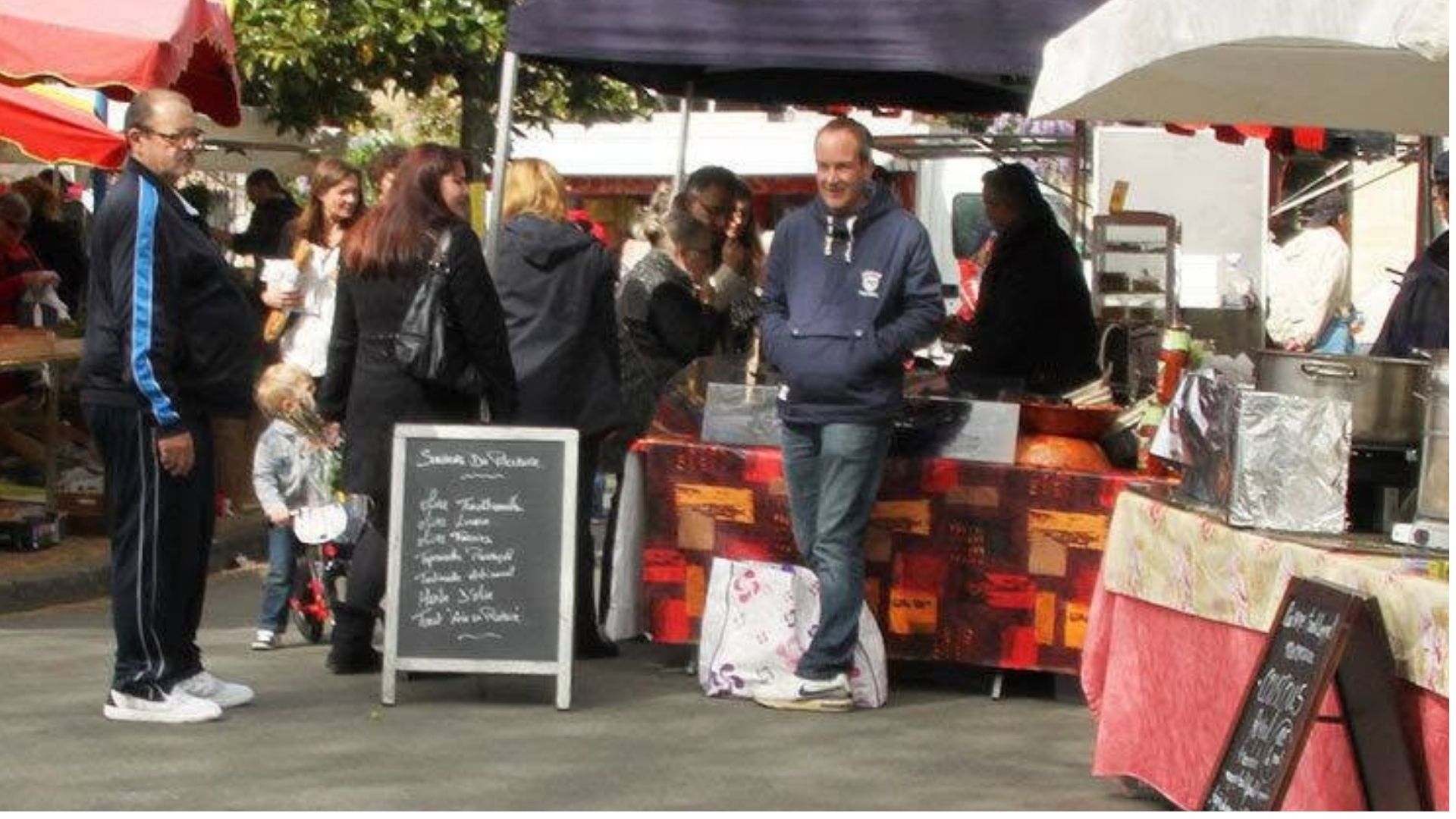 Marché du vendredi à Trélissac