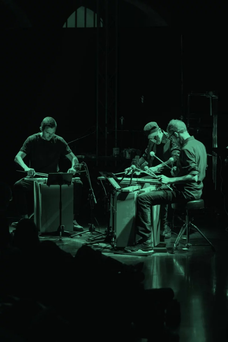 Concert au Sans Réserve - Drums par l'Ensemble ...