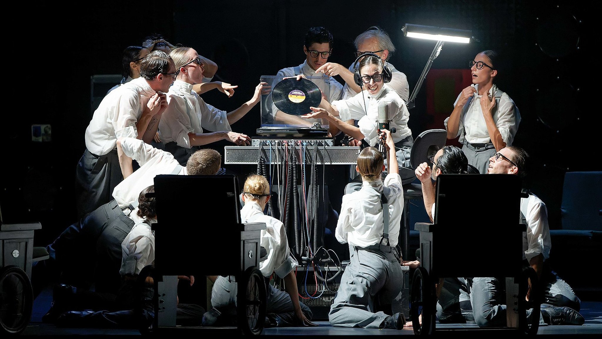 "Notte Morricone" Marcos Morau - Centro Coreog ...
