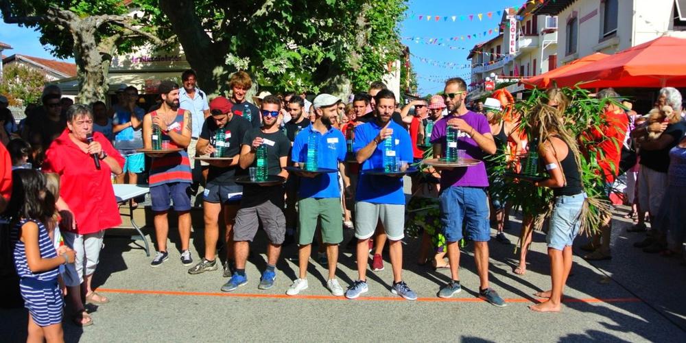 Fêtes de l'Assemblée / Course des garçons de café
