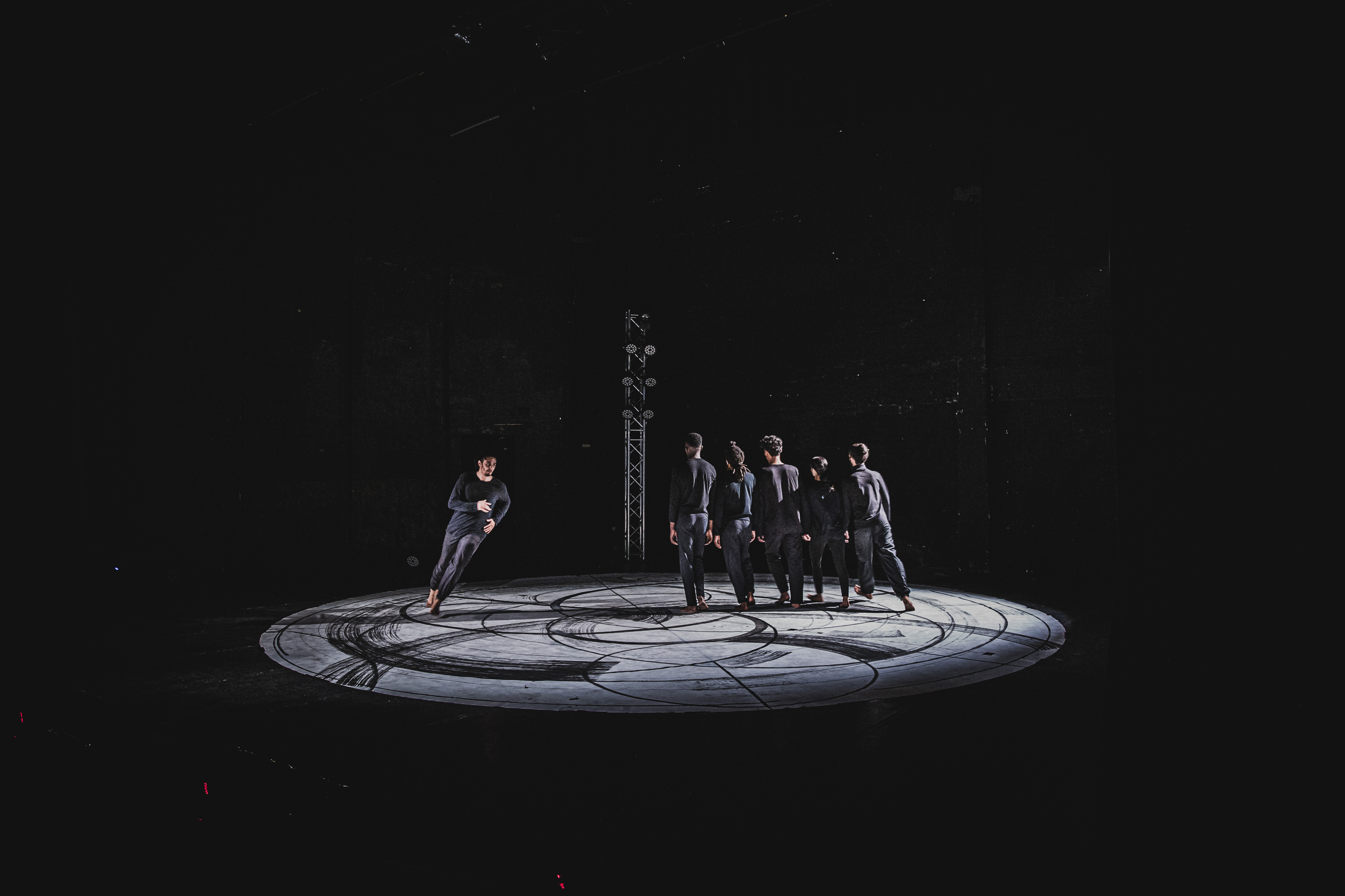Agora Pôle National Cirque - Crossing / Studio ...
