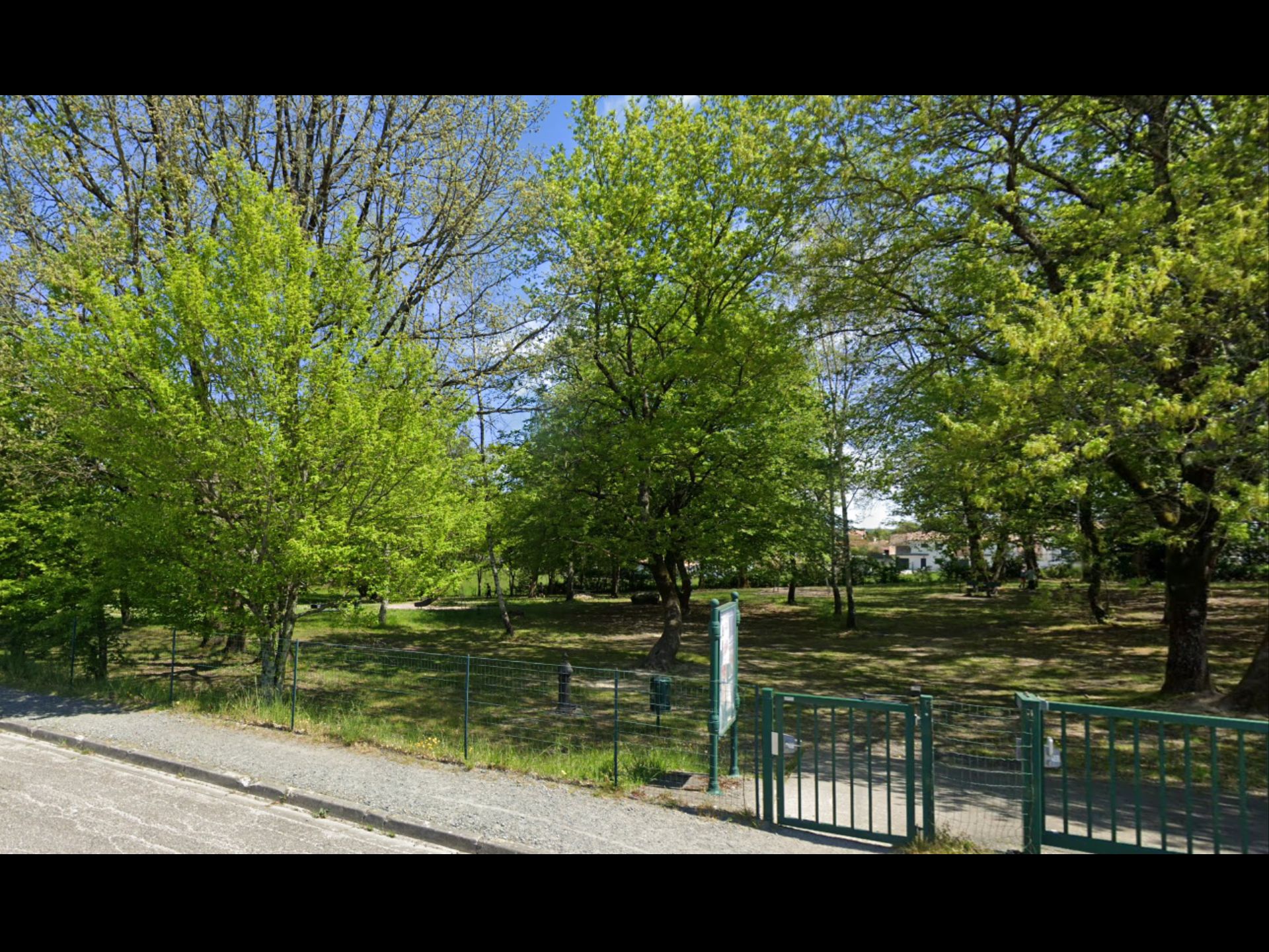 Aire de pique-nique de Cadouin