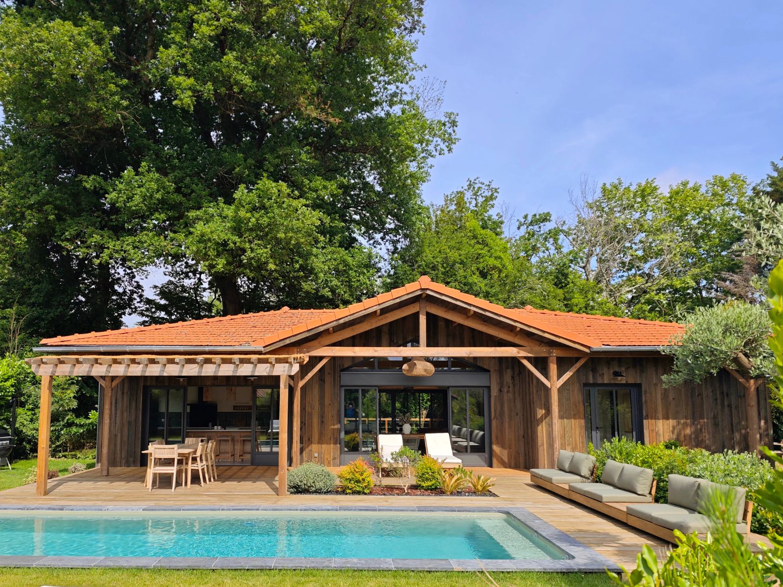 Numa House - Ecovilla 5* & Spa