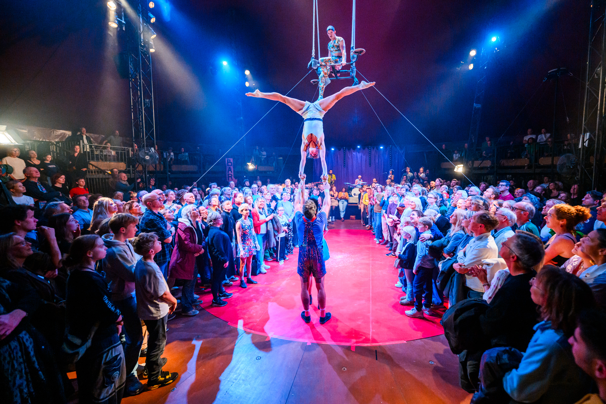 Agora Pôle National Cirque - Tout va hyper bie ...