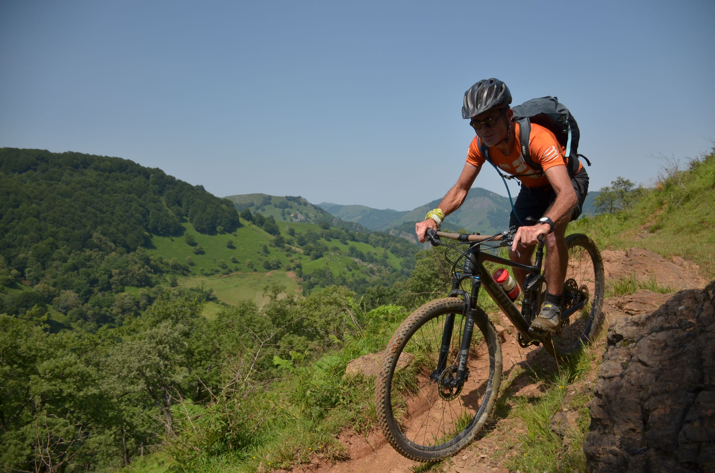 La Grande Traversée VTT des Pyrénées - Licq-At ...