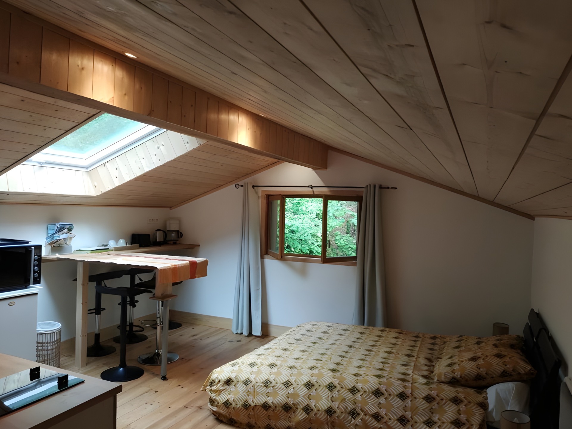 Le Moulin de Raulet - Gîte zen dans les bois