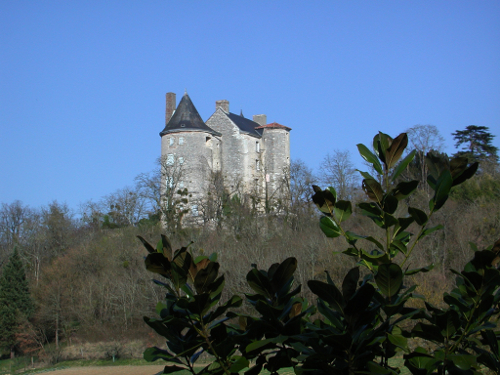 Buzet-sur-Baïse, randonnée autour du Château