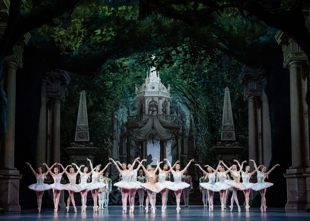 Projection "Le songe d’une nuit d’été"