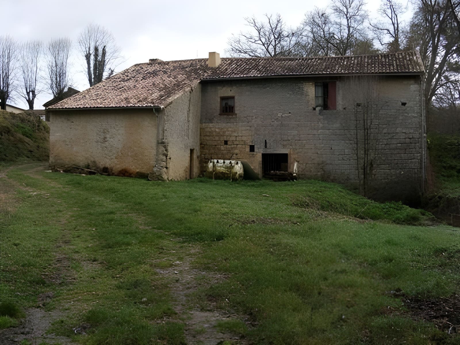 Journées européennes du patrimoine : visites du grand moulin de Mayne, randonnées, exposition de peintures