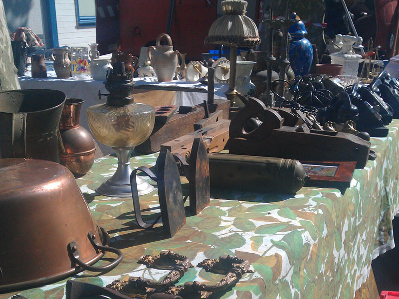 Vide grenier de Noel