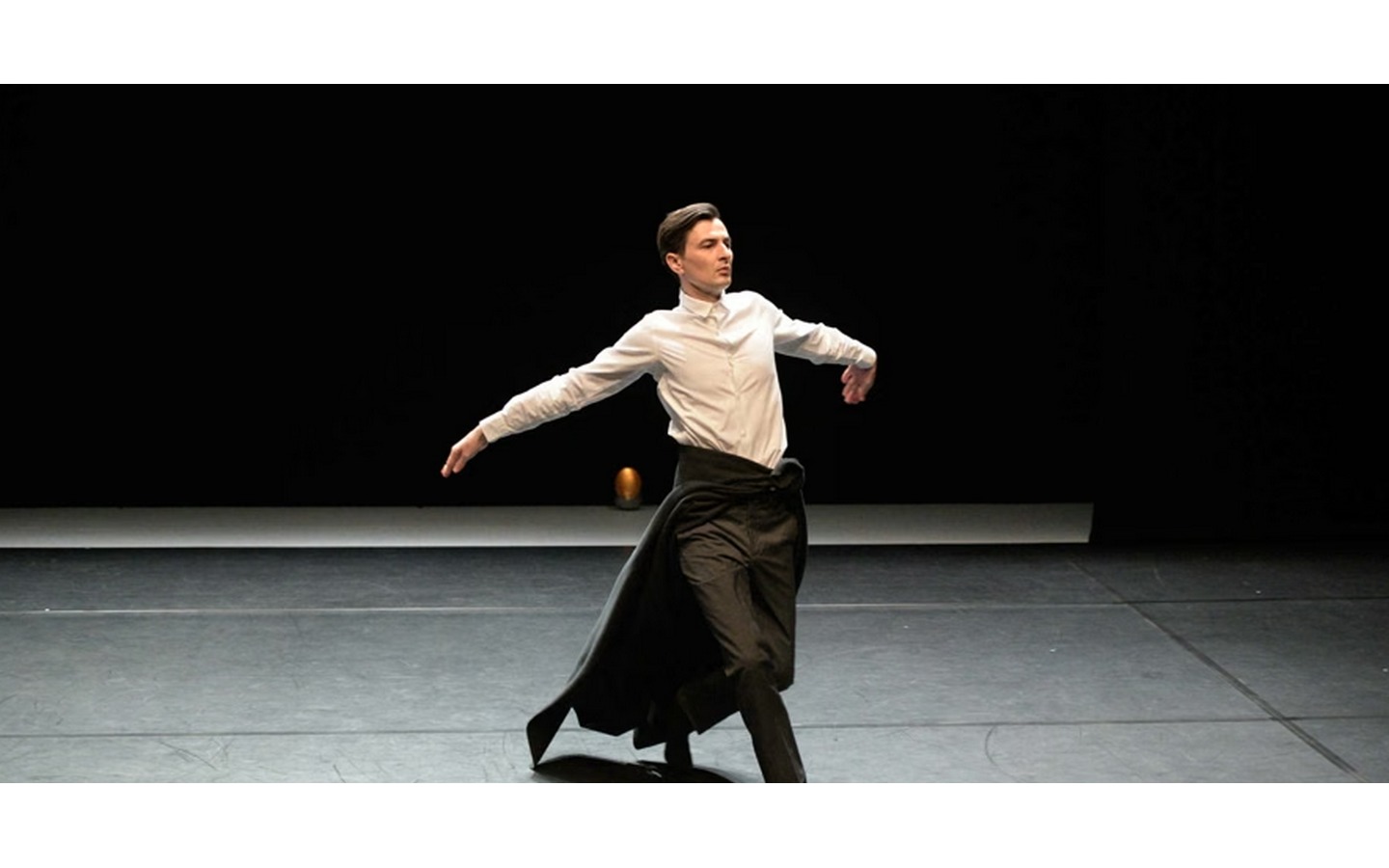 Espaces Pluriels - Danse "About love and death"