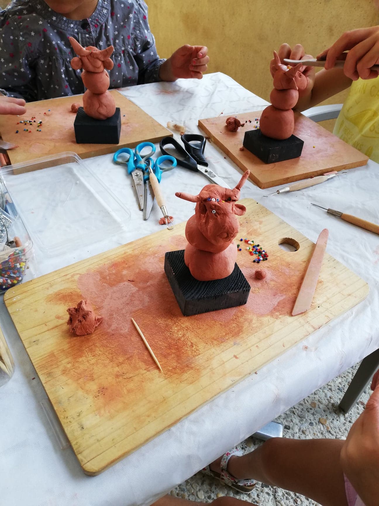 Atelier modelage d'argile et visite du musée d ...