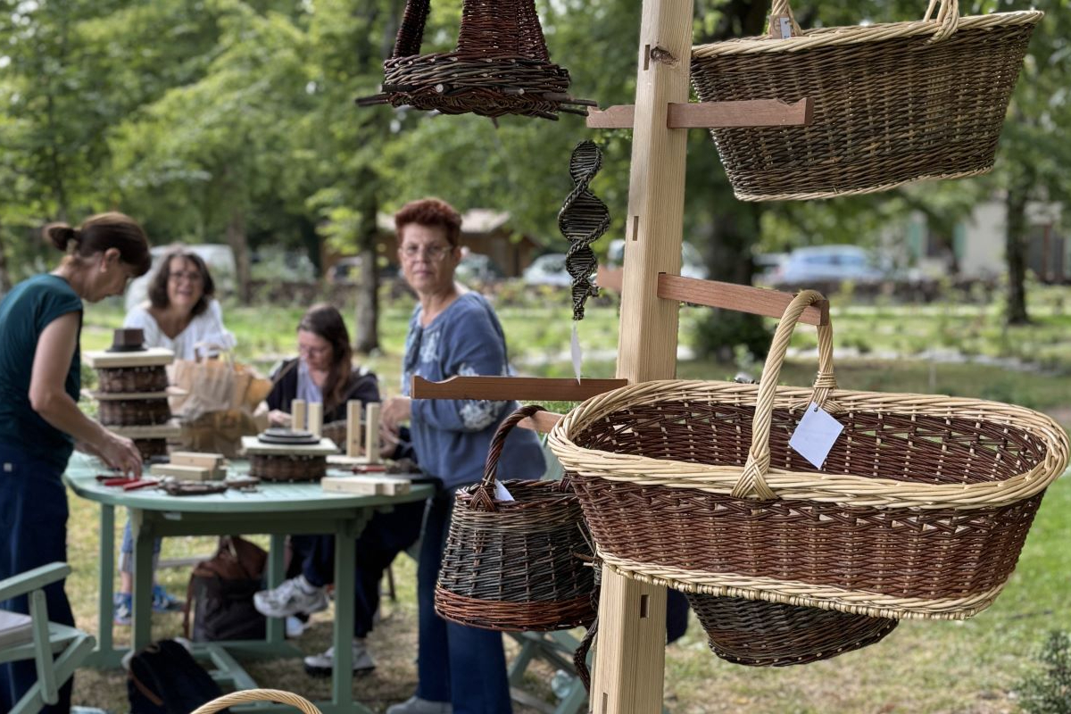 Atelier vannerie | fabrication d’une mangeoire ...