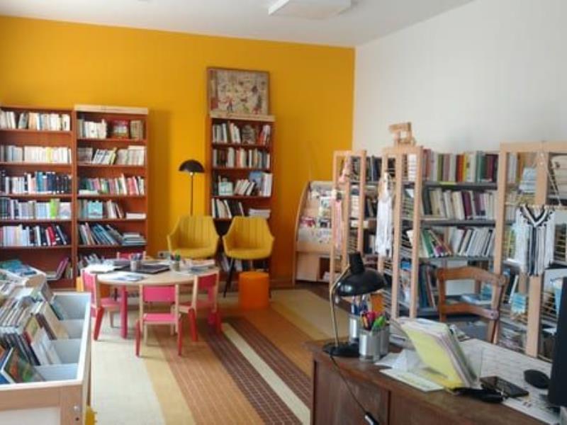 Bibliothèque de Saint Quentin du Dropt
