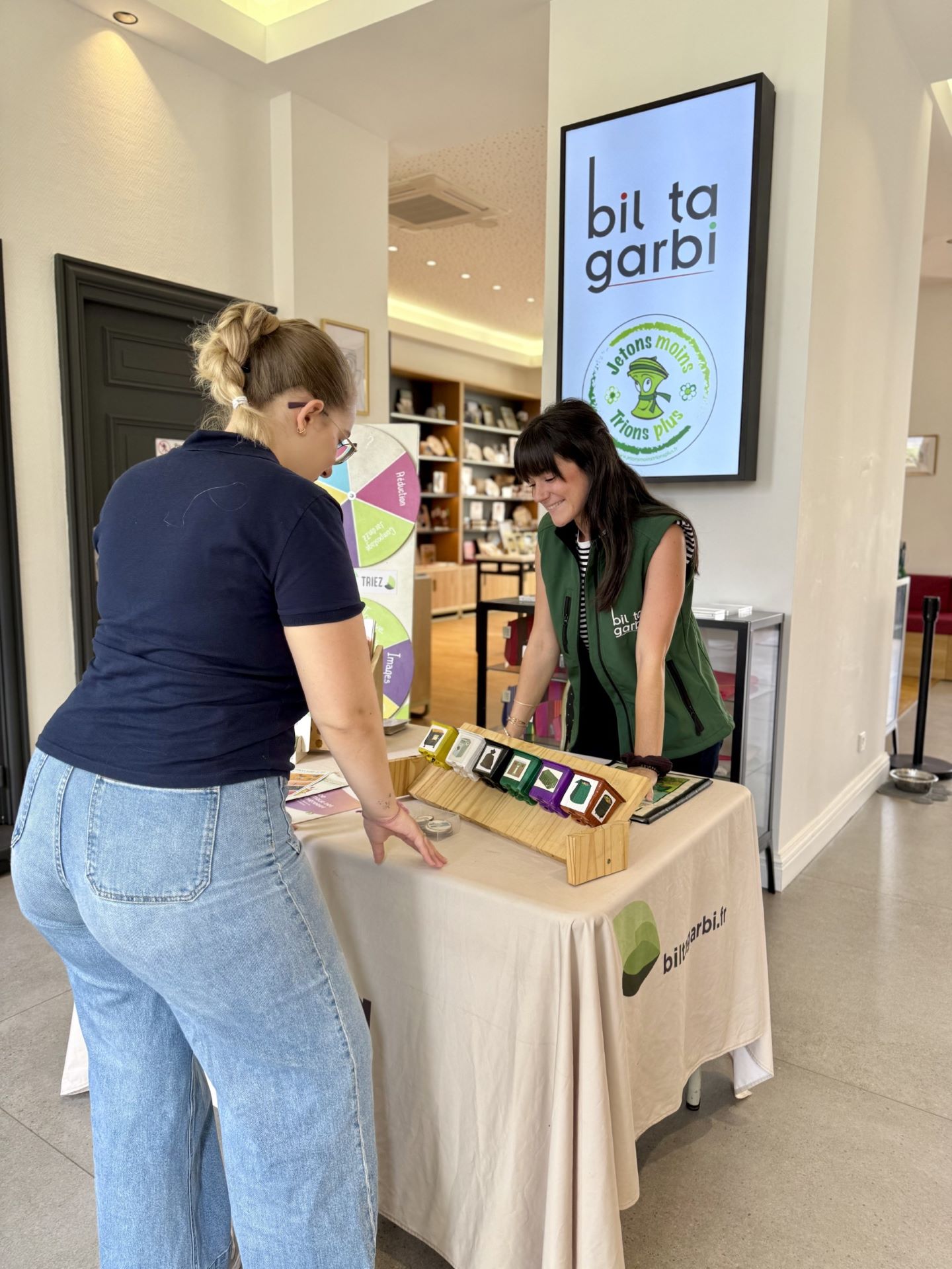 Rencontre avec Stéphanie : le tri n'aura plus  ...