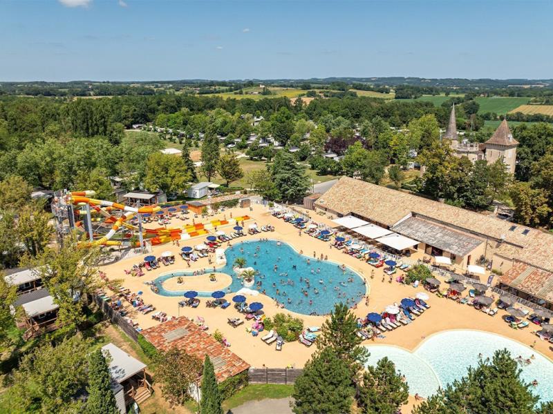 Camping Homair - Château de Fonrives