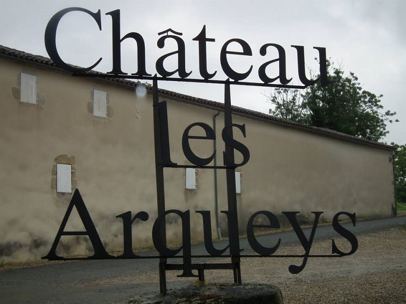 Château Les Arqueys