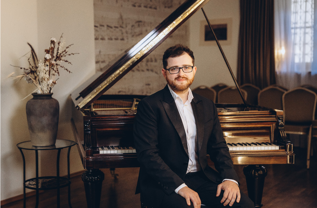 Arcades Musiques | Récital du pianiste Tomasz  ...