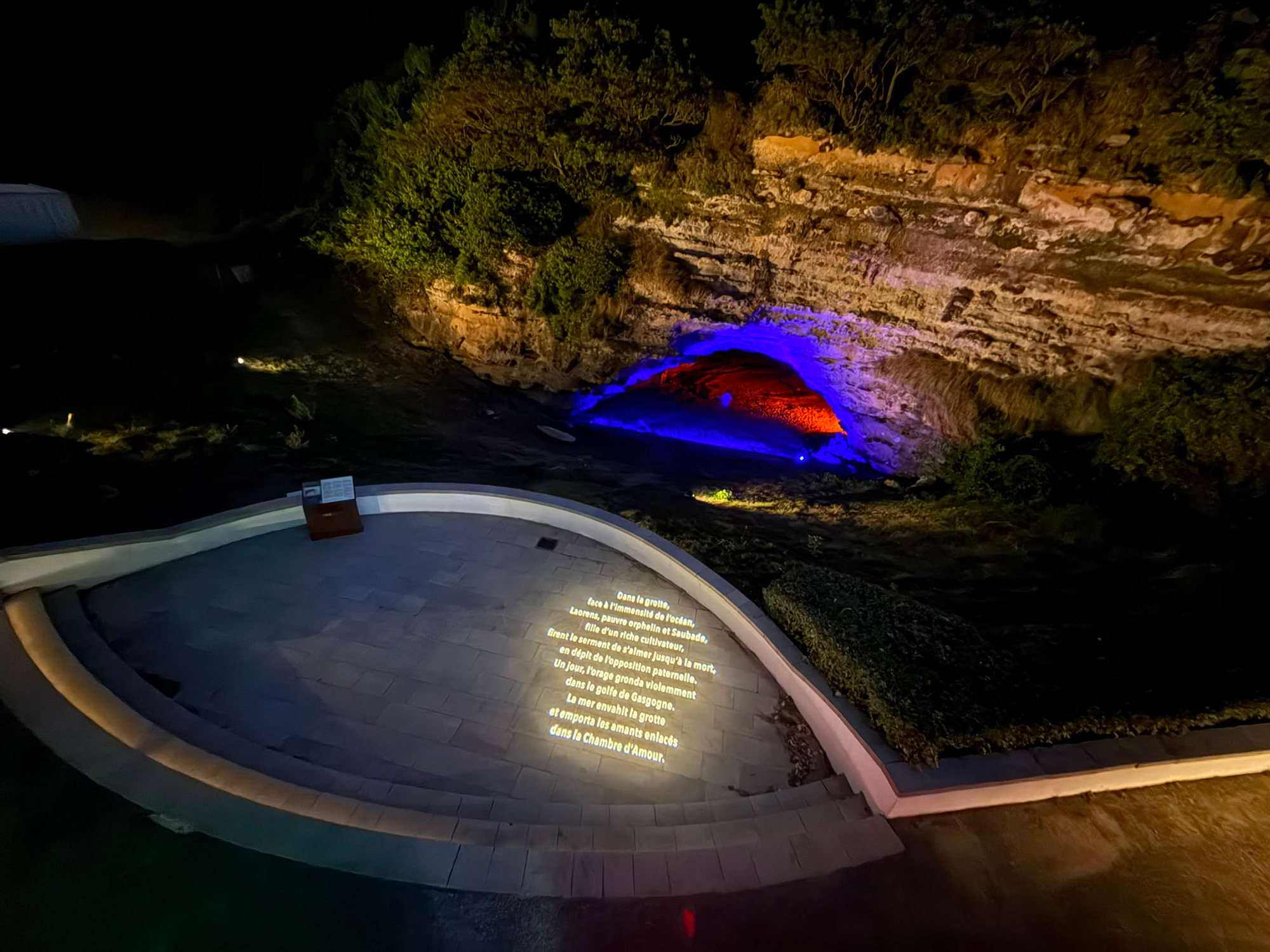 Inauguration du dispositif d'éclairage de la grotte de la Chambre d'Amour
