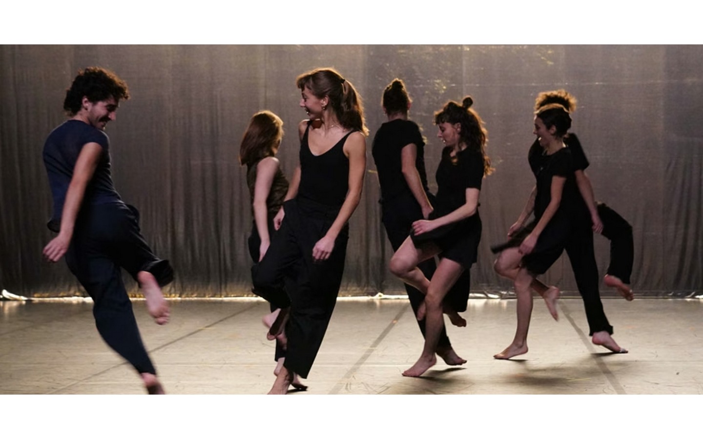 Espaces Pluriels - Danse "3 concertos pour piano de Bartok"