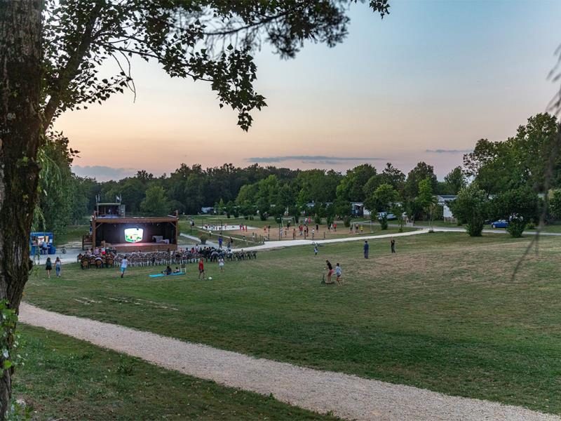 Camping Homair - Château de Fonrives